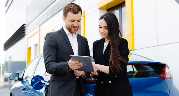 Pros and Cons of Buying from a Car Dealership Vs. a Private Seller ...